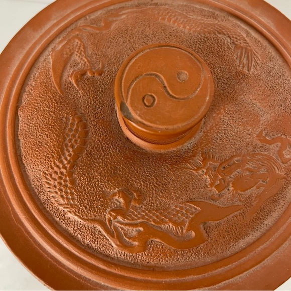 Japanese Tokoname Redware Flying Dragon in Cloud Covered Pot Jar 5 1/2" - Picture 3 of 14